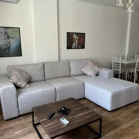 Klama Luxury Apartment Golem  Extérieur photo
