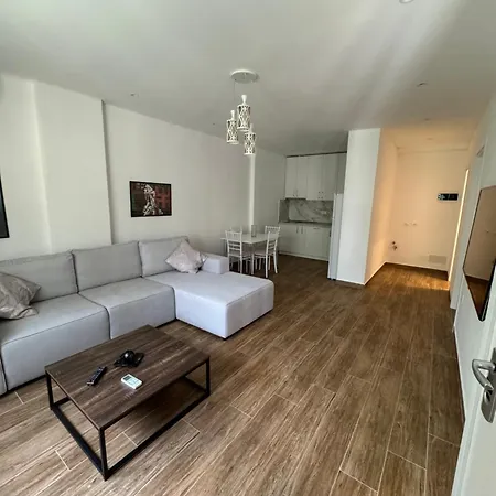 Klama Luxury Apartment Golem  Extérieur photo